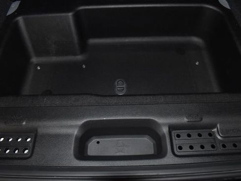 Used 2023 Jeep Wrangler Unlimited Rubicon w/ Xtreme Recon 35" Tire Package image 33