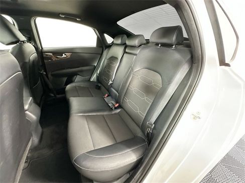 Used 2023 Kia Forte GT-Line w/ GT-Line Premium Package image 26