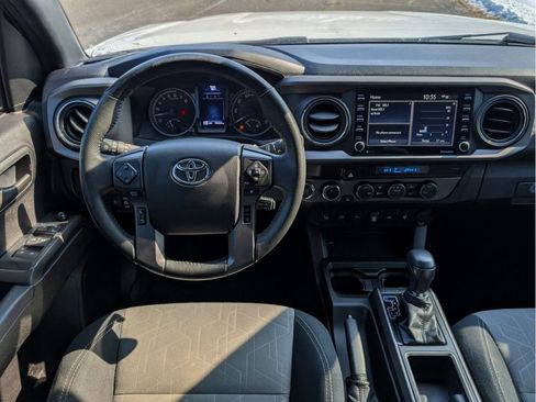 Used 2021 Toyota Tacoma TRD Off-Road w/ Technology Package image 23