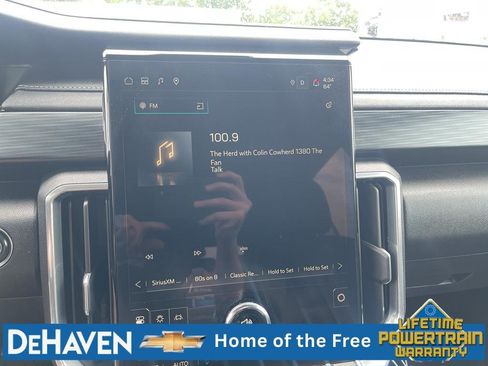 Used 2025 GMC Acadia Elevation FWD image 14