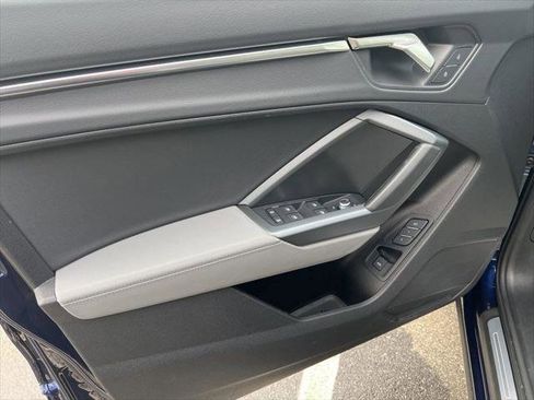 Certified 2025 Audi Q3 2.0T Premium w/ Convenience Package image 10