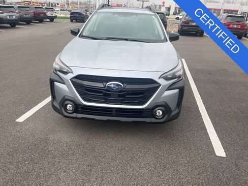 Used 2023 Subaru Outback Onyx Edition image 2