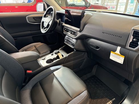 New 2025 Ford Bronco Sport Outer Banks w/ Outer Banks Tech Package+ image 43