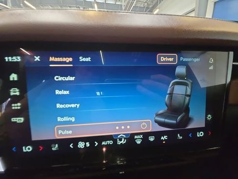 Used 2025 Lincoln Navigator L Reserve AWD/4WD image 19