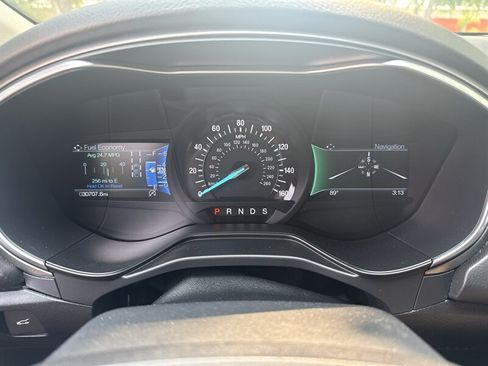 Used 2019 Ford Fusion SE w/ Equipment Group 151A FWD image 37