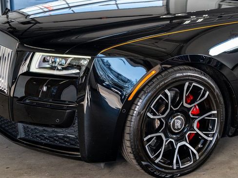 Used 2022 Rolls-Royce Ghost Black Badge image 13