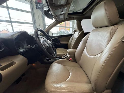 Used 2012 Toyota RAV4 Limited image 8