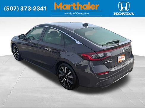 Used 2022 Honda Civic EX-L image 3