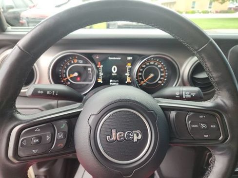 Used 2020 Jeep Gladiator Sport w/ Quick Order Package 24S AWD/4WD image 22