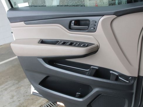 Used 2019 Honda Odyssey EX-L image 12