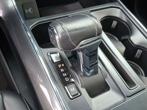 Used 2021 Ford F150 Lariat w/ Equipment Group 502A High image 22