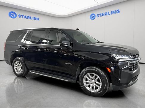Certified 2022 Chevrolet Tahoe LT w/ Luxury Package AWD/4WD image 12