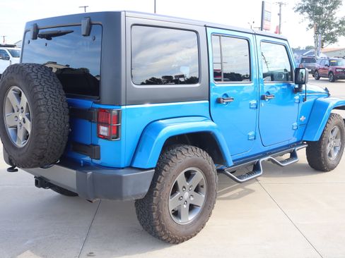 Used 2015 Jeep Wrangler Unlimited Sport AWD/4WD image 5