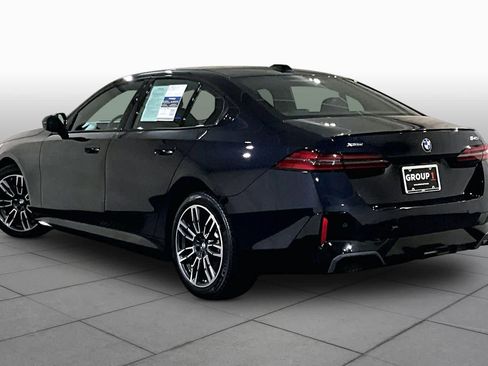 Used 2024 BMW 540i xDrive w/ Premium Package AWD/4WD image 11
