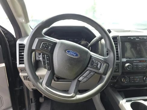 Used 2019 Ford F350 XLT w/ XLT Premium Package AWD/4WD image 9