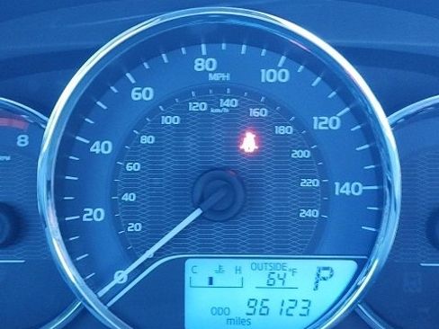 Used 2015 Toyota Corolla LE image 29