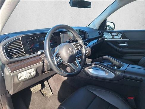 Used 2023 Mercedes-Benz GLS 450 4MATIC image 8