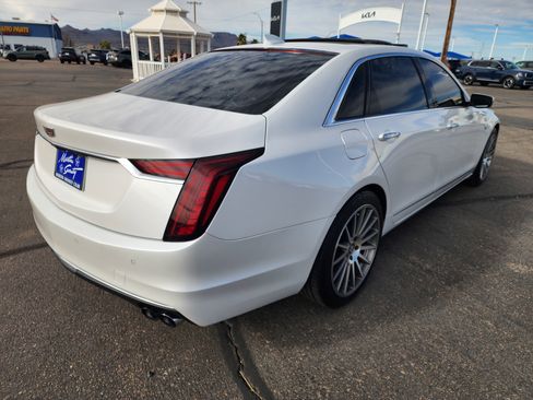 Used 2019 Cadillac CT6 Luxury w/ Driver Awareness Package image 9