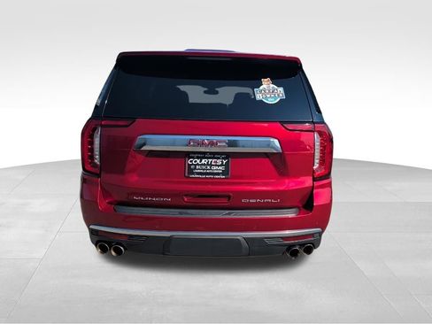 Used 2022 GMC Yukon XL Denali image 6