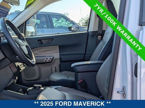 Certified 2025 Ford Maverick Lariat w/ 4K Tow Package image 25