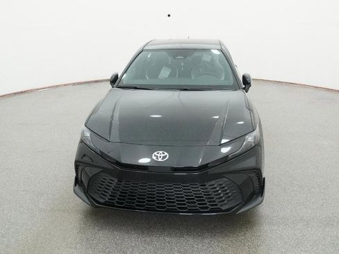New 2026 Toyota Camry SE image 3