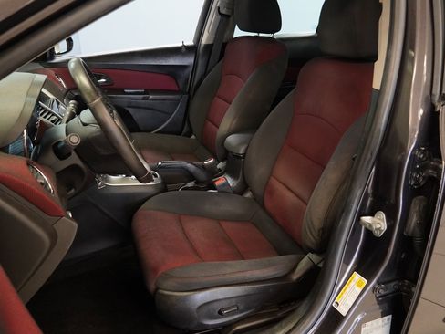 Used 2014 Chevrolet Cruze LT w/ All-Star Edition image 3