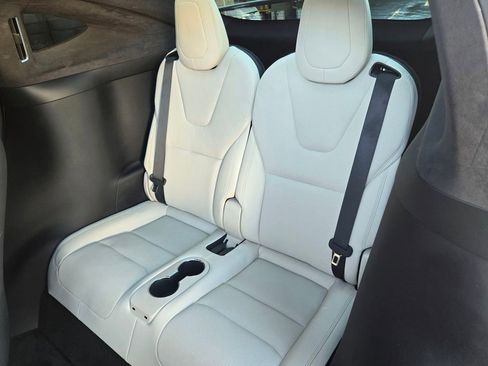 Used 2021 Tesla Model X Long Range image 14