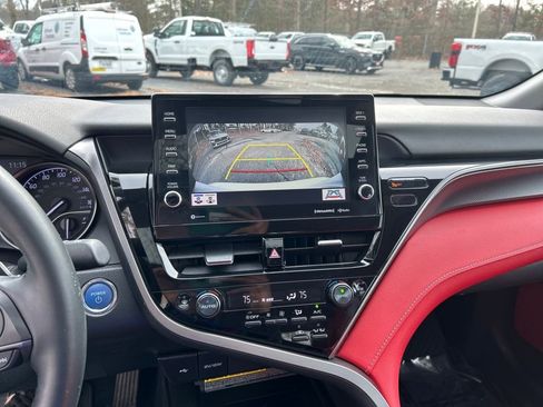 Used 2021 Toyota Camry XSE w/ Cold Weather Package image 18