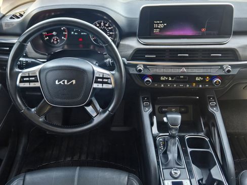 Used 2022 Kia Telluride EX w/ EX Premium Package image 16