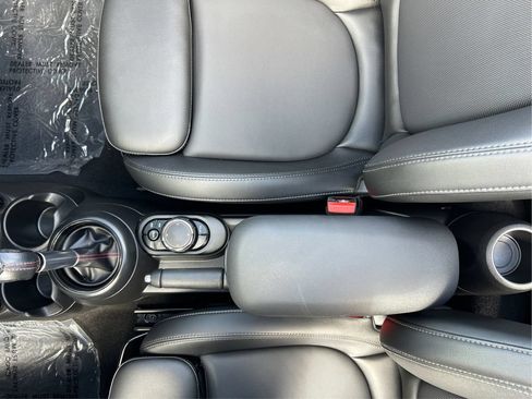 Used 2019 MINI Cooper S w/ Premium Package FWD image 16