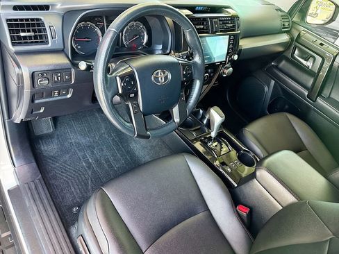 Certified 2023 Toyota 4Runner TRD Off-Road Premium AWD/4WD image 9