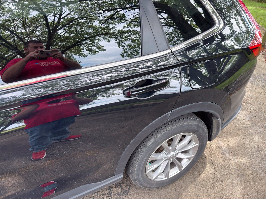 Used 2025 Honda CR-V EX image 16