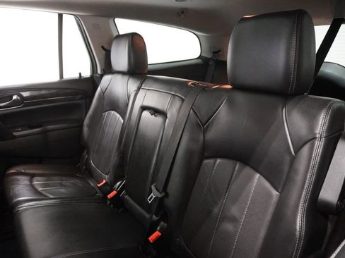 Used 2016 Buick Enclave Leather image 15