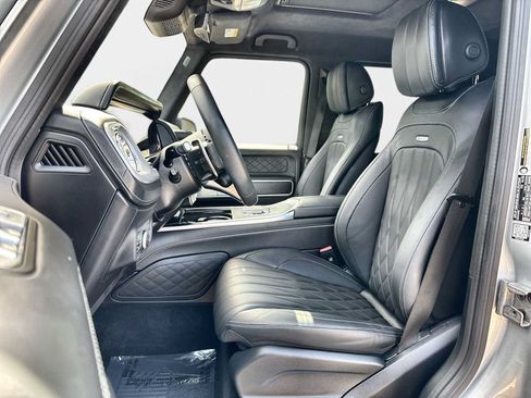 Used 2025 Mercedes-Benz G 63 AMG 4MATIC image 11