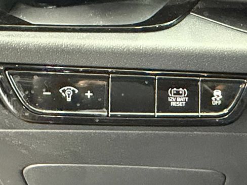 Used 2026 Kia Niro LX FWD image 31