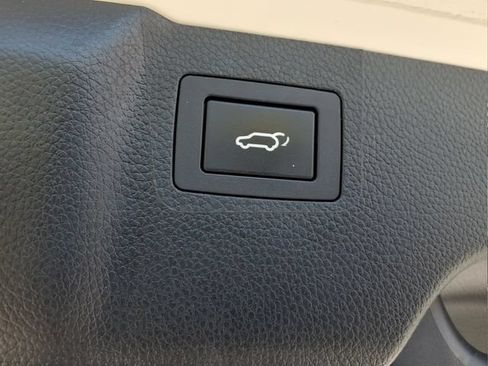 Used 2019 Hyundai Santa Fe XL AWD/4WD image 13