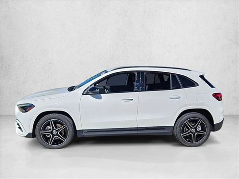 Used 2025 Mercedes-Benz GLA 250 image 9