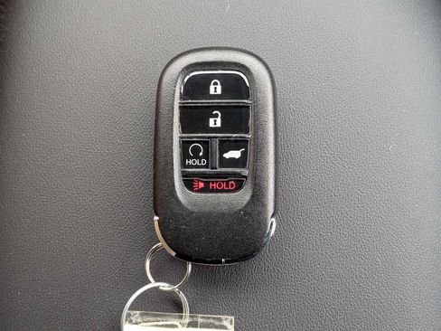 Used 2024 Honda HR-V Sport image 32