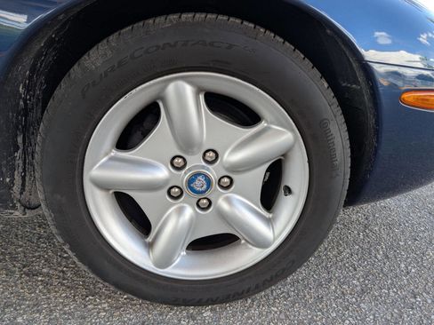 Used 1998 Jaguar XK8 Convertible image 22