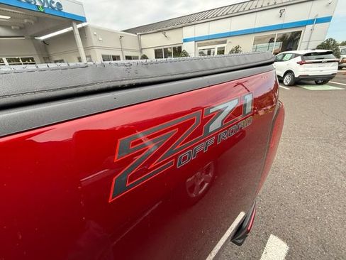 Used 2021 Chevrolet Colorado Z71 AWD/4WD image 6