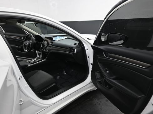 Used 2021 Honda Accord LX image 19