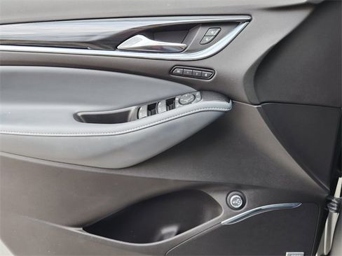 Used 2023 Buick Enclave Premium image 20