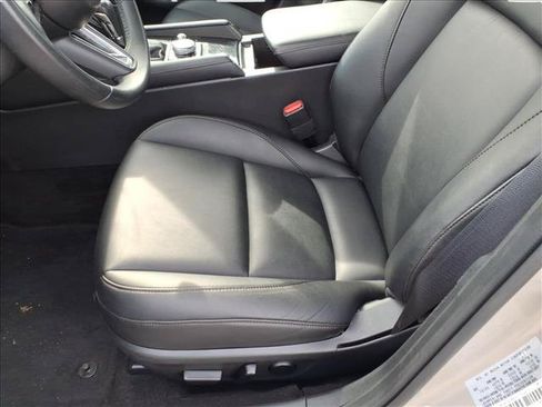 Used 2025 MAZDA MAZDA3 s FWD image 18