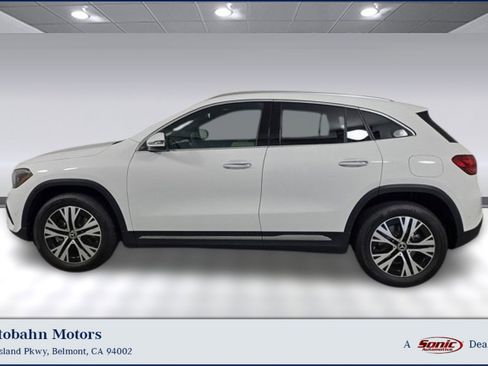 Certified 2025 Mercedes-Benz GLA 250 GLA 250 image 1