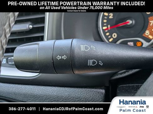 Used 2020 Jeep Renegade Latitude FWD image 27