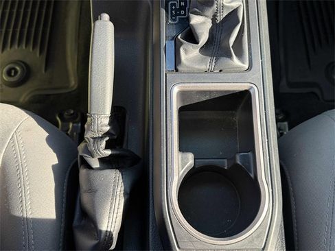 Used 2020 Toyota Tacoma SR image 5