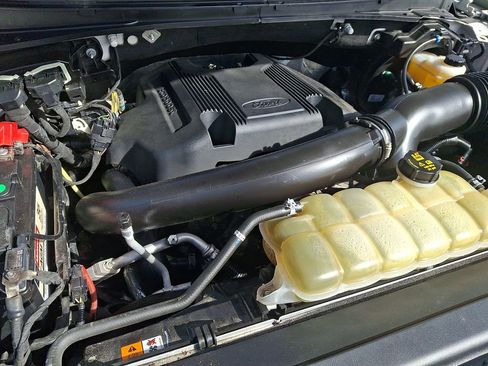 Used 2019 Ford Expedition Platinum image 28