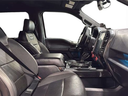 Used 2019 Ford F150 Raptor w/ Equipment Group 802A Luxury AWD/4WD image 9