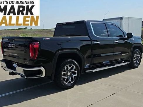 Used 2026 GMC Sierra 1500 SLT w/ SLT Premium Package AWD/4WD image 8