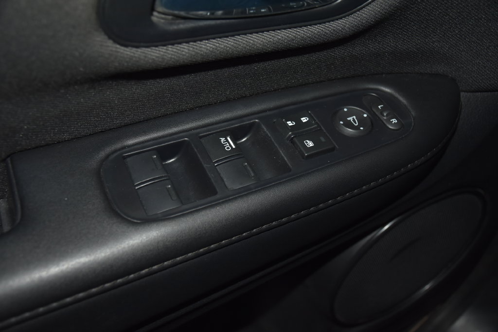 Used 2021 Honda HR-V LX image 22